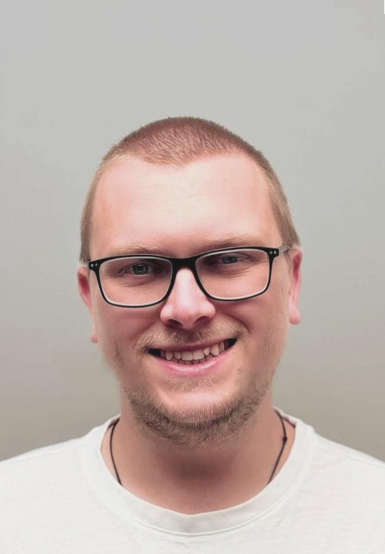 Headshot of UX and Front End
